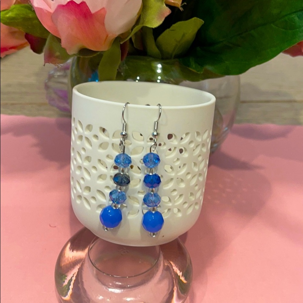 Cornflower Blue earrings